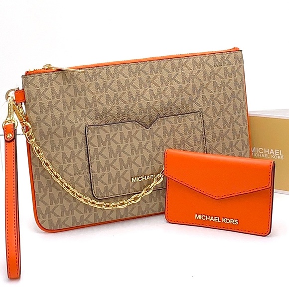 Michael Kors Handbags - Michael Kors Jet Set LG 2 in 1 card case wristlet Wallet POPPY BROWN SIGNATURE